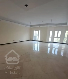 ۱۸۲ متر ۳ خواب کامرانیه شمالی ثروتی