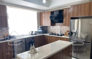 ۹۳ متر ویو ابدی تهران علامه‌شمالی