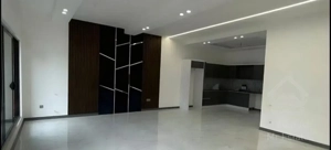 مهرآوران ۱۷۰ متری کلیدنخورده فوق لوکس و غرق نور