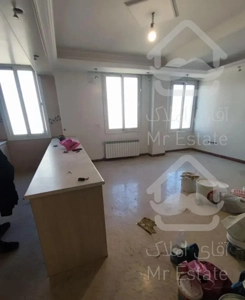 80متر2خواب/فول تخلیه طبقه4 غرق در نور/صادقیه