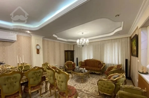 ۹۰متر/۲خواب/طبقه پنجم/کاشانی