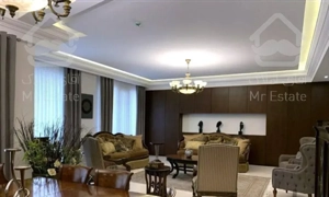 ۵۵ متر آلاله شرقی سالن پرده خور فول