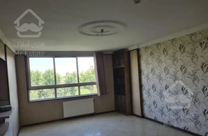 اپارتمان ۱۰۰ متری  / جنوبی /  اشراق