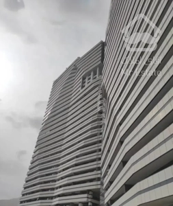 200 متر، سه خوابه، کلیدنخورده، برجG