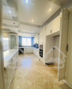 اوین، ۲۰۰ متر، ۳ خوابه کوهستانی