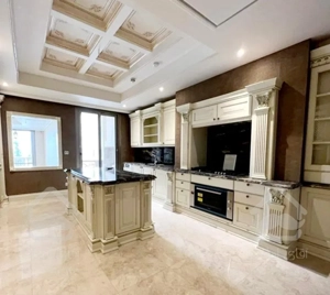 آجودانیه ۳۰۰متر ۴خواب ویو و مشاعات کامل تراس بزرگ