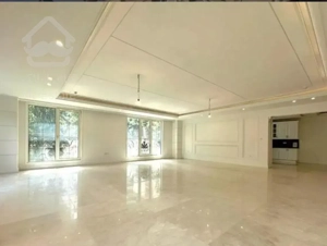 آپارتمان۲۷۵متر*سوییت مجزا*ویو ابدی*تراس گاردن