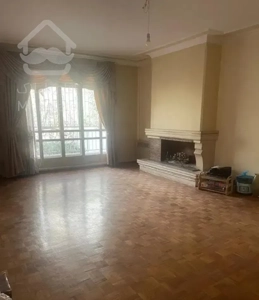 آپارتمان ۱۵۰ متری