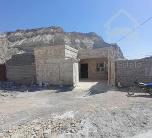 باسلام یک خونه در طولا پیراسته سینا ۱۰ به فروشی