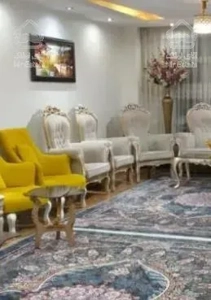 ۱۱۳ متر سالن سر تا سر پرده خور غرق نور