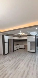 110 متر / درستکار