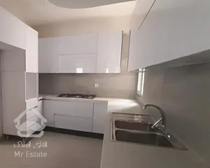 ۸۲متری  * دوخواب * شهران شمالی وسک