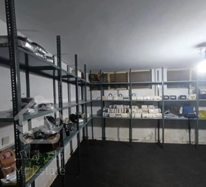 انبار 50 متری واقع در محدوده بازار ، چهارراه سیروس