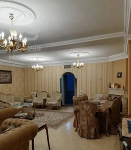 فروش آپارتمان ۱۲۷ متری ۲ خوابه طبقه ۲ در زیبادشت