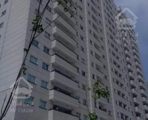 برج بهاران ۱۴۵متری ۳خواب کلید نخورده دریاچه چیتگر