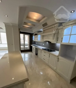 فروش آپارتمان ۱۶۳ متری ۳ خوابه در قیطریه