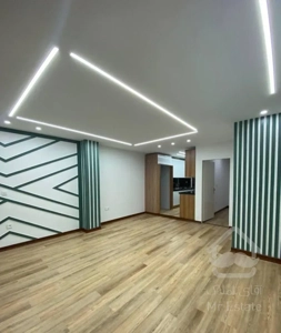 63 متری شهرک اندیشه فاز یک آسانسور پارکینگ سندی