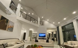 ویلا ۱۲۸۰ متری رو به جنگل در شهرک امیردشت