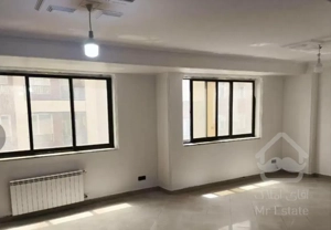 ۱۰۰متر /کلید نخورده/تاپ لوکشین صادقیه