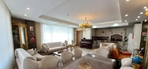 اقدسیه صنایع ۱۴۵ متر ۳ خواب ۵ ساله ۳ طرف نور