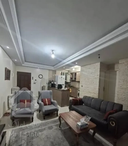 فروش آپارتمان ۶۸ متری کریم خان