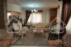 آپارتمان سه طبقه سه واحد ۱۳۵ متر مربع سه خواب