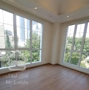 ۱۱۰متر دریاچه