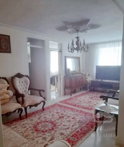 دوخوابه غرق نور