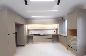 ۷۰متر دوخوابه  قلب پونک  بهارشرقی  تخلیه