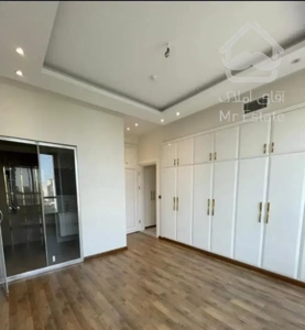 نیاوران ۲۵۰متر ابر سازه/۳خوابه/فول مشاعات