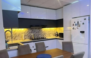 آپارتمان 68 متری شیک واقع در گلستان زوج