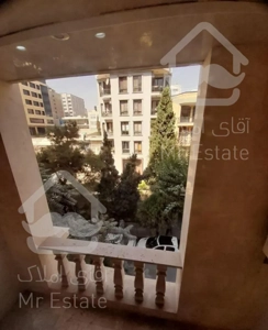 ونک۸۲متر، نوسازکلیدنخورده،