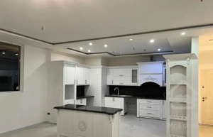 ۱۳۵ متر ۳ خوابه فول همکف اوایل هنرستان