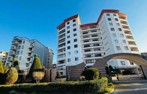 واحد ۱۰۰ متری ، دید دریا ، داخل شهرک ،بلوار ساحلی