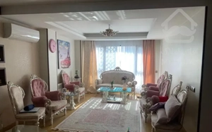 ۱۰۴ متر دو خواب حسین آباد ریحانی شمالی (شیان)