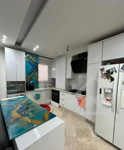 آپارتمان ۱۰۸ متری شهرک غرب