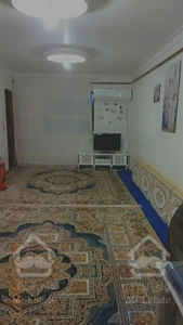 یک واحد طبقه اول ۷۰ متری