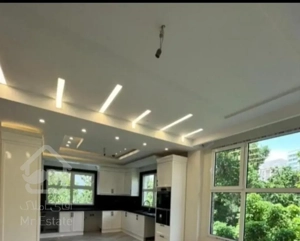 آپارتمان ۱۱۰ متری خیابان واقفی ۲ نبش