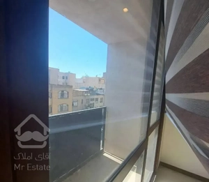 ۱۰۰ متر یکساله / فول امکانات / پاتریس