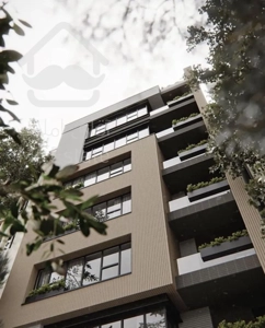 لادن آپارتمان ۱۱۸ متری فول لوکیشن