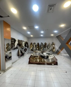 مغازه ۲۵ متری شریعتی