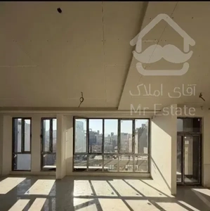 85متری/حاشیه خیابان/روبه آفتاب/کلید اول