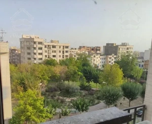 ۸۲ متر  ،  طبقه ۴  ،  ویو دار