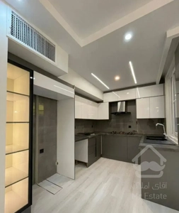 ۱۰۰متر۲خواب / ۷ ساله / سالن پرده خور