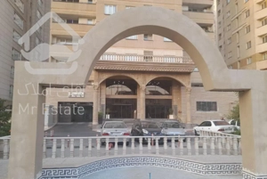 ۱۰۰ متری در برج برند اساتید دانشگاه چسبیده ب طوبی