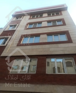 46 متر / آسانسوردار/خوش نقشه