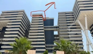 رهن آپارتمان پنت هاوس طبقه۱۵برج پزشکان آبشار۲۴۰متر