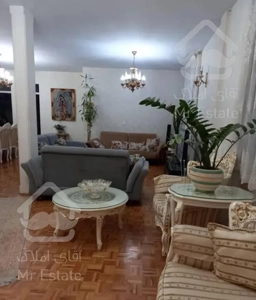 آپارتمان ۱۵۰ متری ۳ خوابه