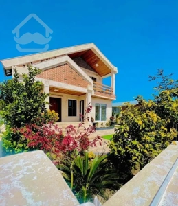 ویلاباطراحی خاص نوساز/دارای استخر۴فصل/سنددار