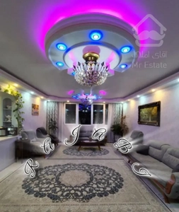 107 متر برج آسمان‌ جنب دریاچه